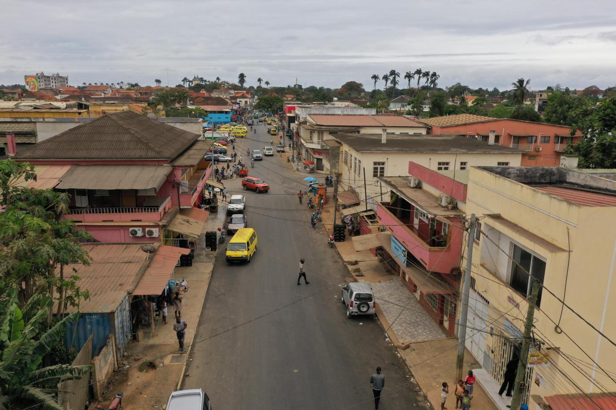Residencial Avenida Geovanni Sao Tome Luaran gambar