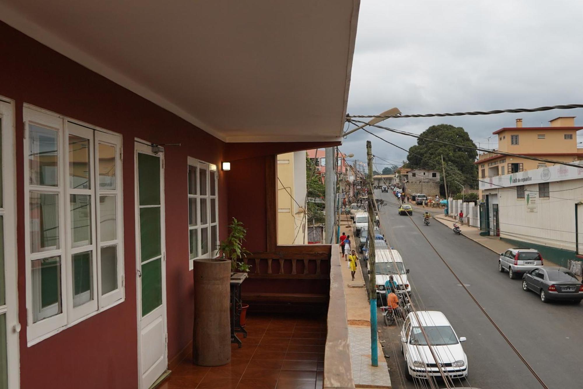 Residencial Avenida Geovanni Sao Tome Luaran gambar